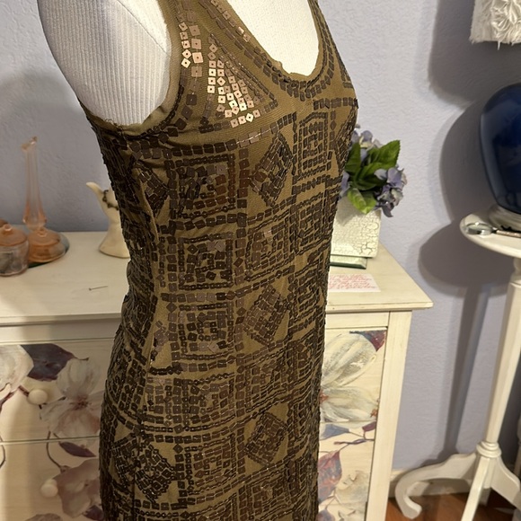 Max Studio Bronze Beauty - Picture 5 of 9